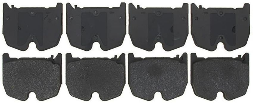 Raybestos PGD983M Raybestos Element3 Metallic Brake Pad Set