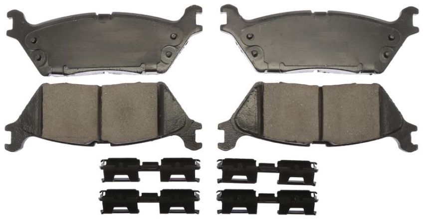 Raybestos SP1790ATRH Raybestos Specialty - Truck Ceramic Brake Pad Set