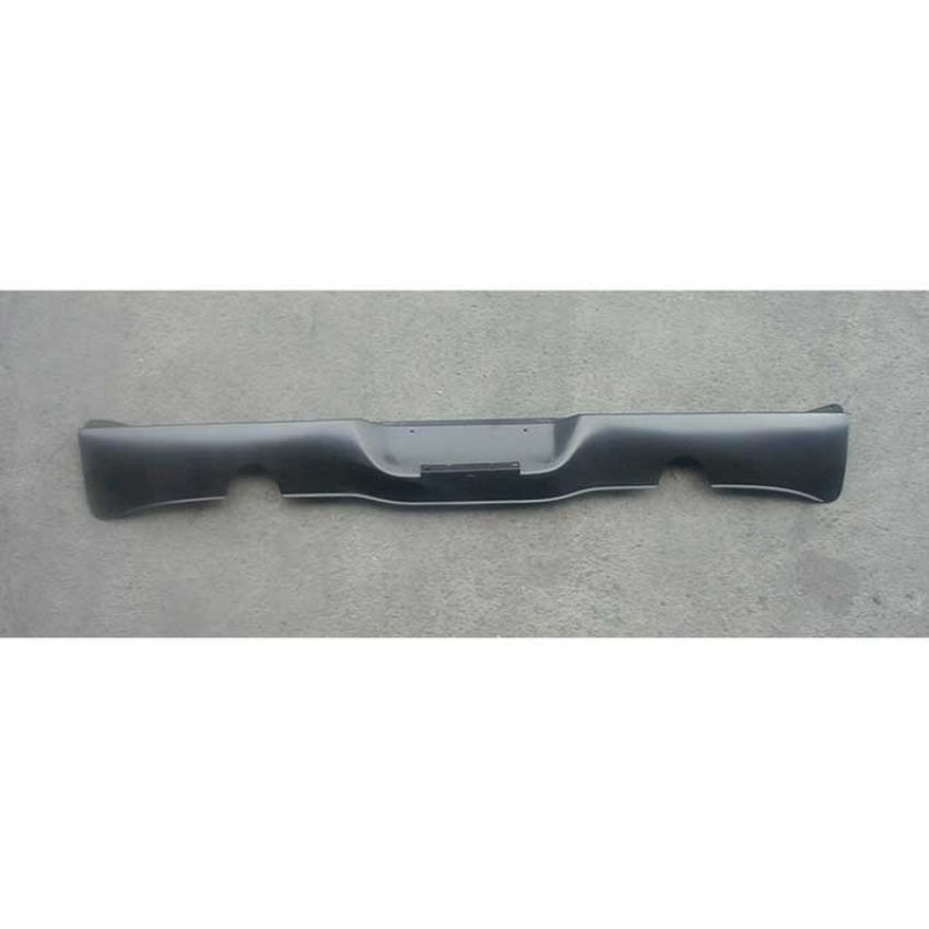 RR VALANCE W/ EXHAUST HOLE MUSTANG 71-73