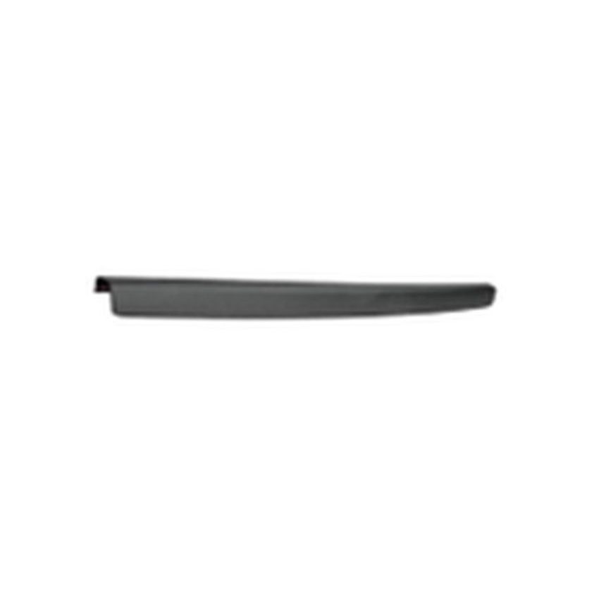RR GATE SPOILER (TAILGATE TRIM CAP) SILVERADO/SIERRA BASE/SL MODELS FLEETSIDE 99-07
