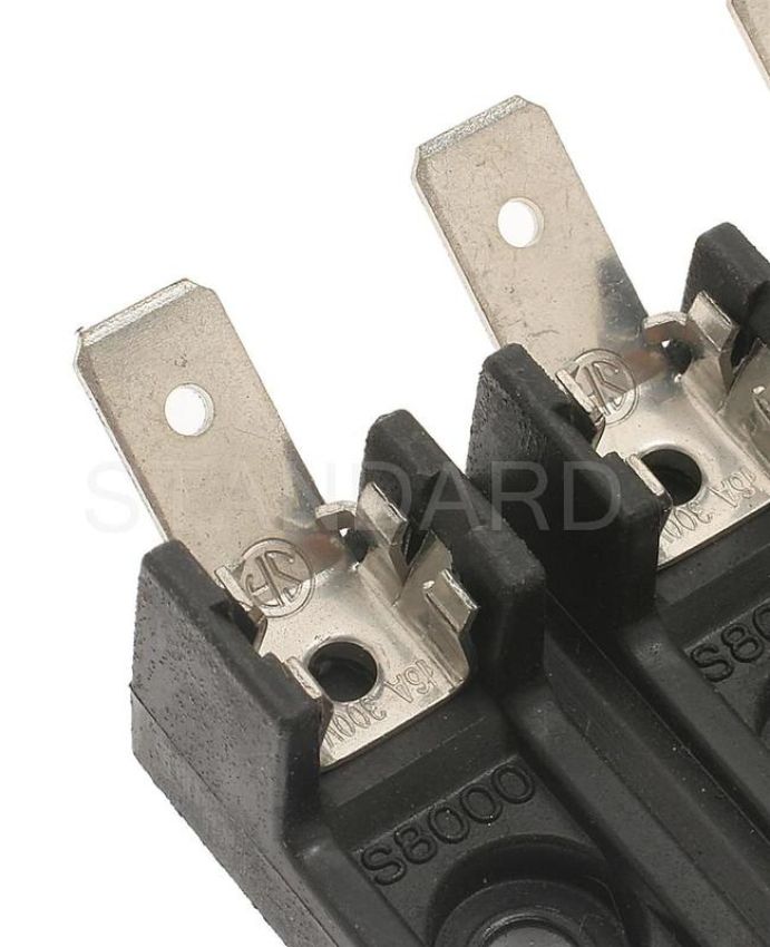Standard Ignition FH-13 Fuse Block