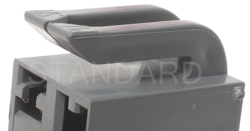 Standard Ignition RY-66 A/C Auto Temperature Control Relay Connector
