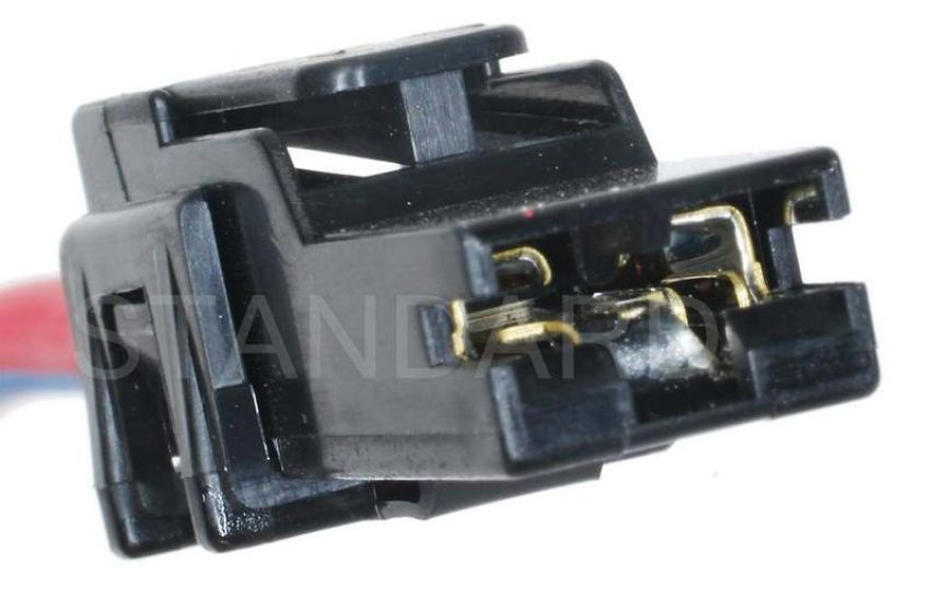 Standard Ignition S-843 Cargo Lamp Connector