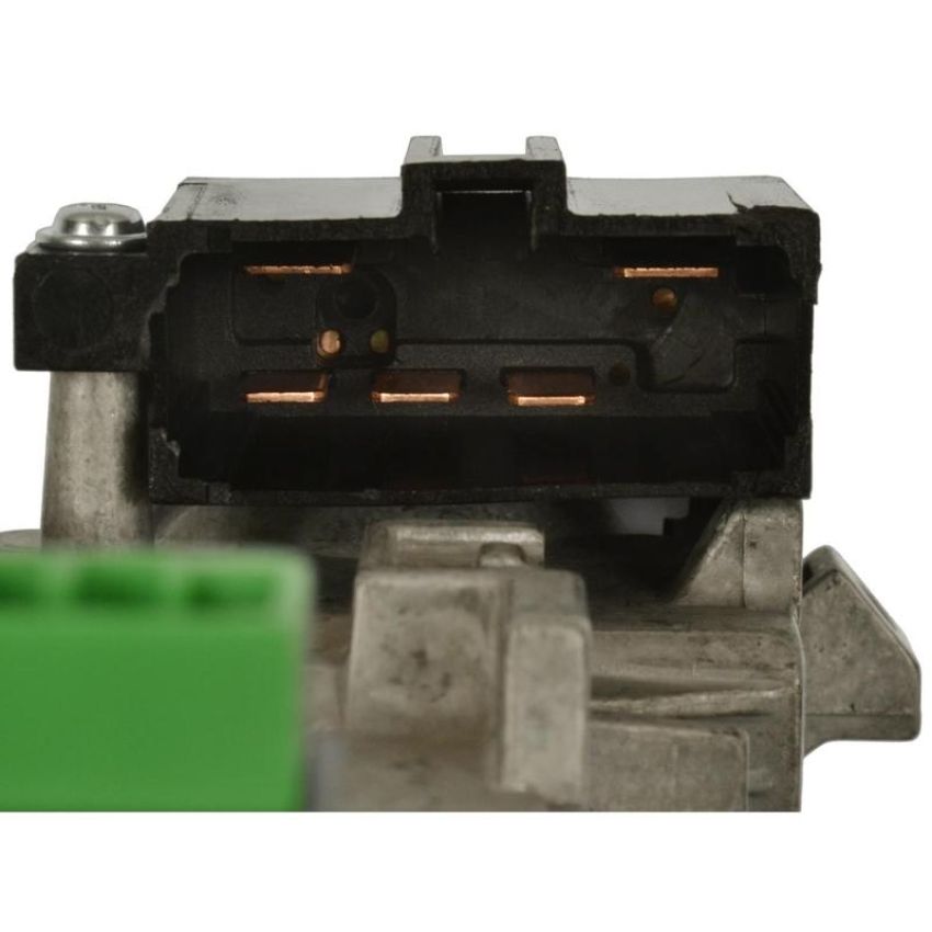 Standard Ignition US-1061 Ignition Switch With Lock Cylinder