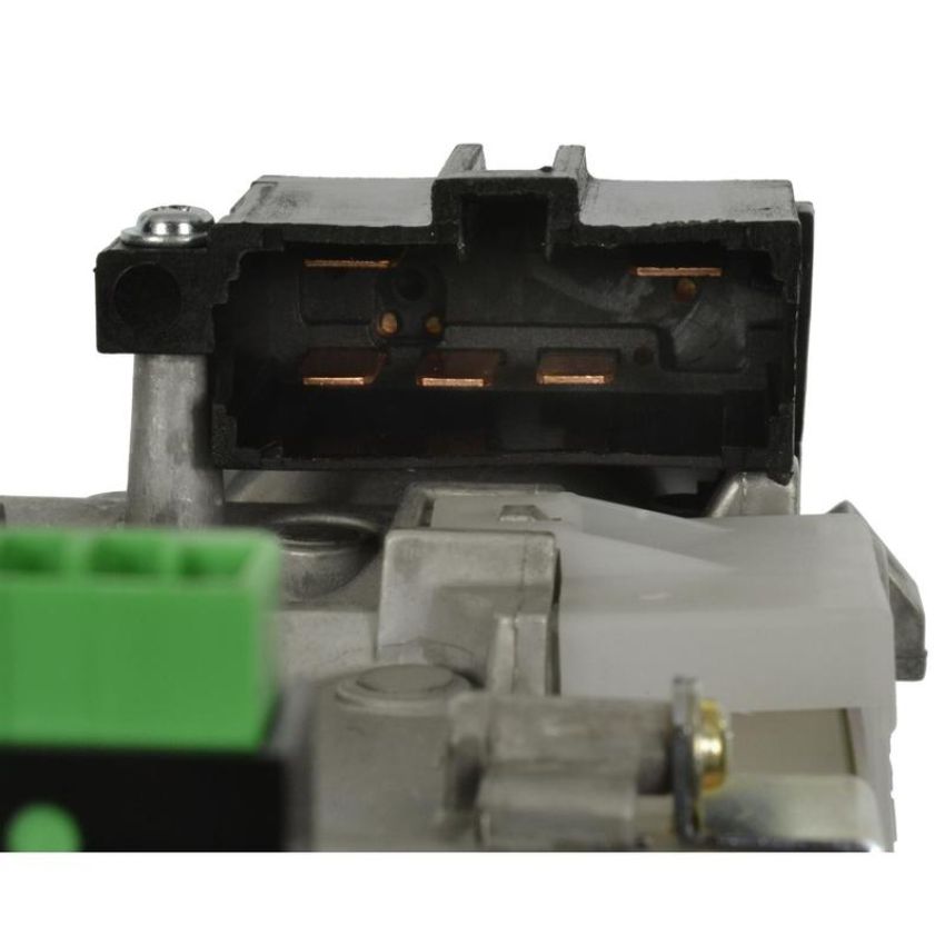 Standard Ignition US-1104 Ignition Switch With Lock Cylinder