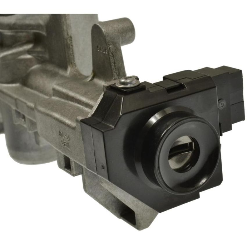 Standard Ignition US-1105 Ignition Switch With Lock Cylinder