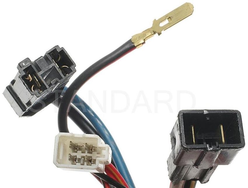 Standard Ignition US-177 Ignition Switch With Lock Cylinder