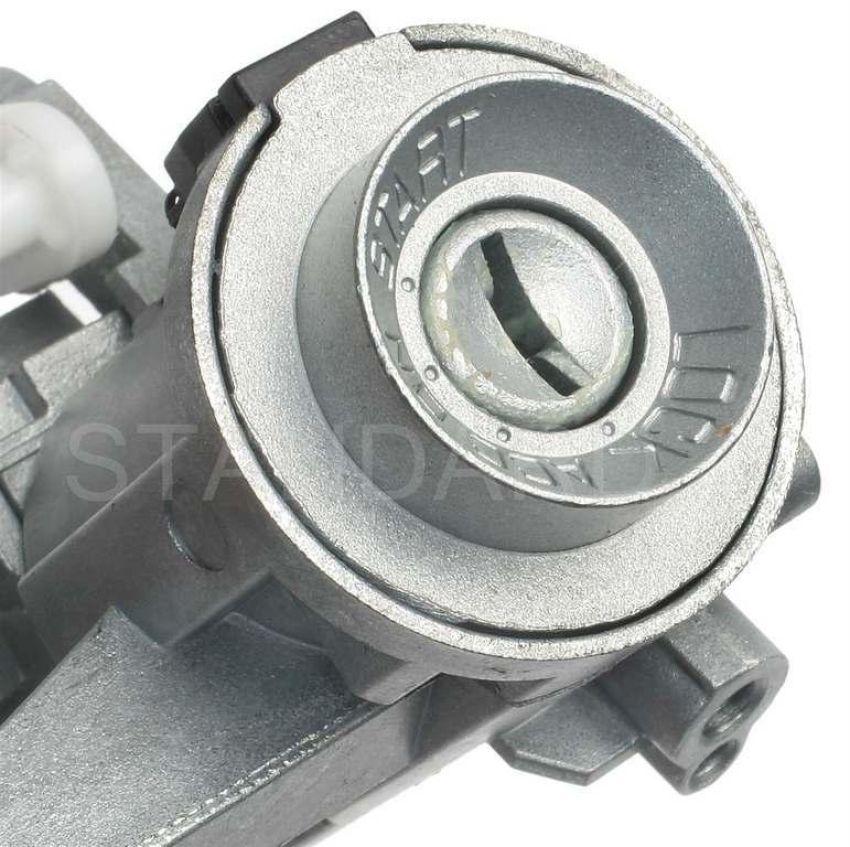 Standard Ignition US-458 Ignition Switch With Lock Cylinder