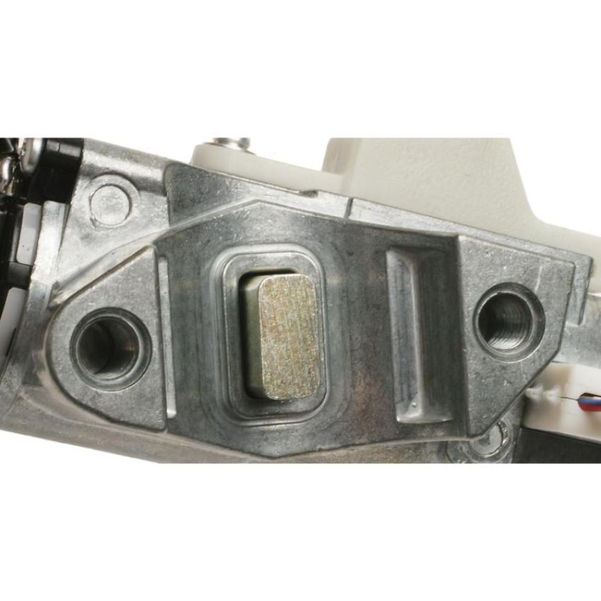 Standard Ignition US-480 Ignition Switch With Lock Cylinder