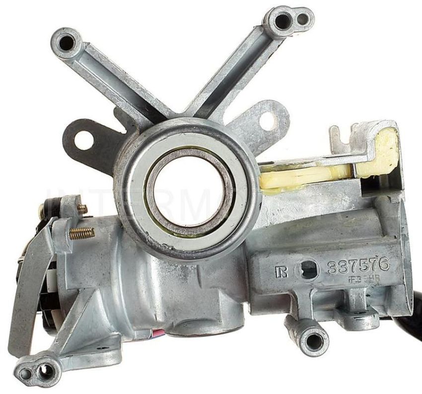 Standard Ignition US-488 Ignition Switch With Lock Cylinder