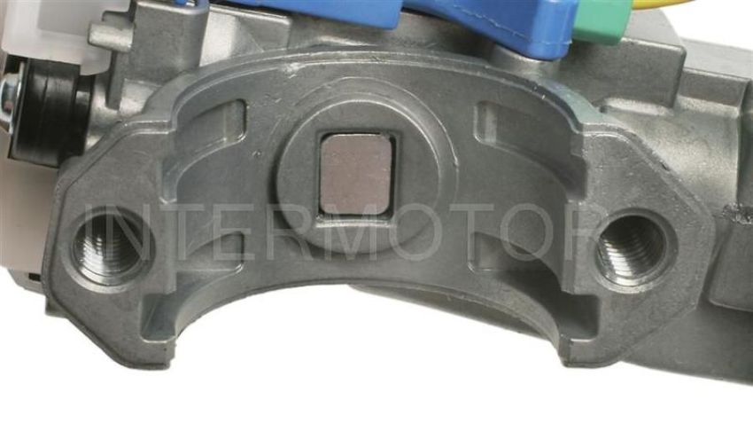 Standard Ignition US-612 Ignition Switch With Lock Cylinder