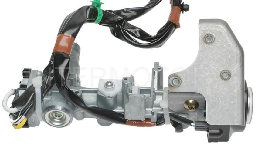 Standard Ignition US-613 Ignition Switch With Lock Cylinder