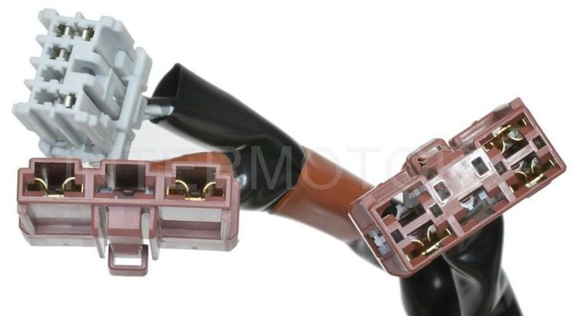 Standard Ignition US-613 Ignition Switch With Lock Cylinder