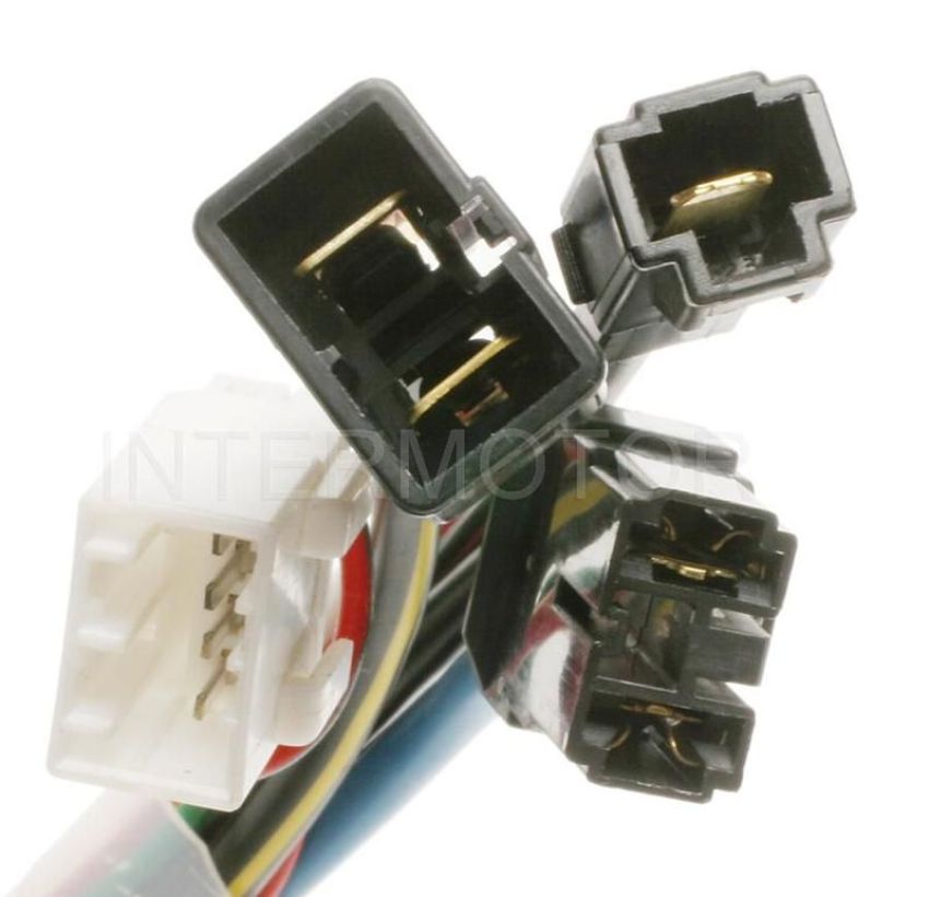 Standard Ignition US-647 Ignition Switch With Lock Cylinder