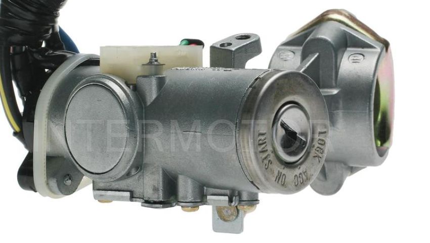 Standard Ignition US-725 Ignition Switch With Lock Cylinder