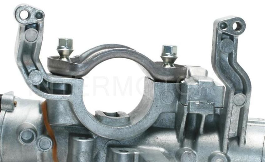 Standard Ignition US-817 Ignition Switch With Lock Cylinder