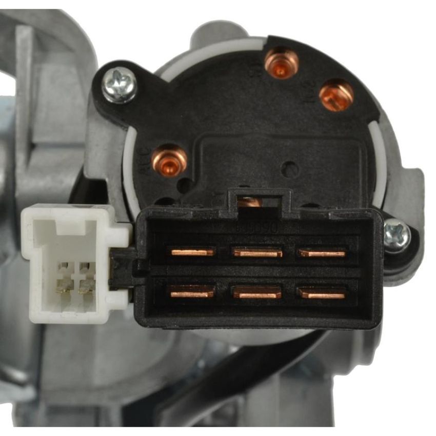 Standard Ignition US-839 Ignition Switch With Lock Cylinder