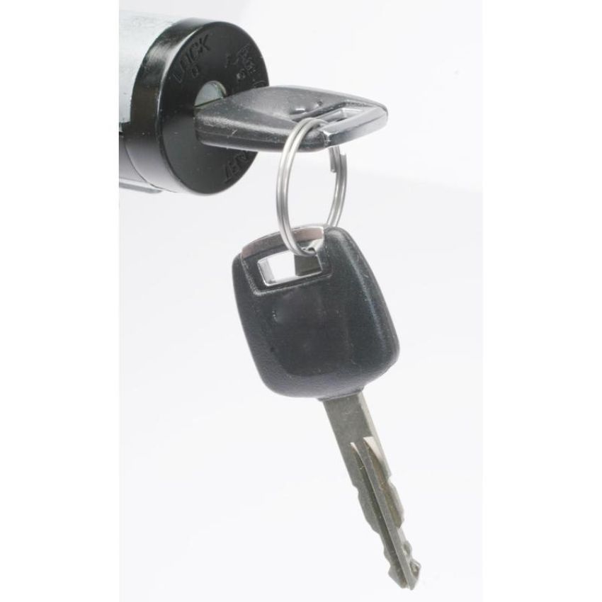 Standard Ignition US-953 Ignition Switch With Lock Cylinder