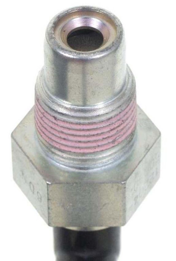 Standard Ignition V407 PCV Valve