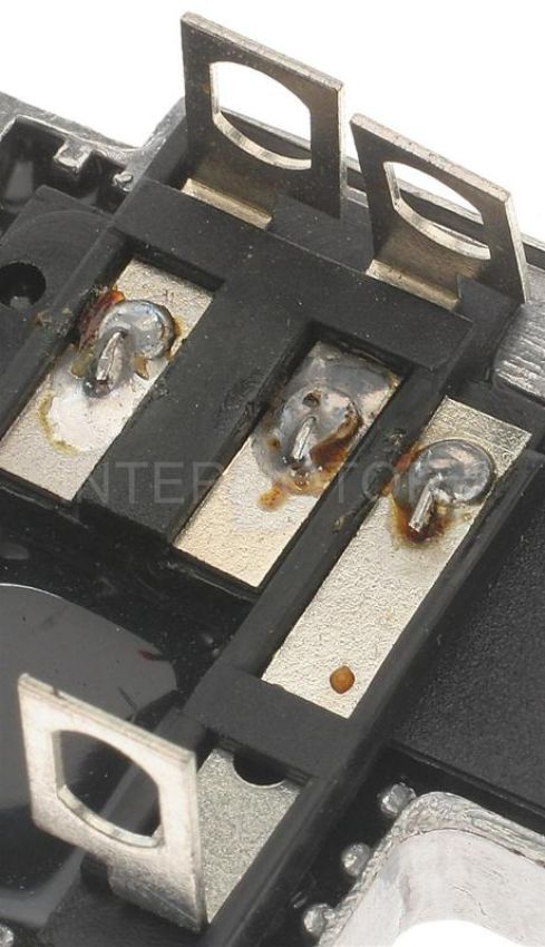 Standard Ignition VR-439 Voltage Regulator