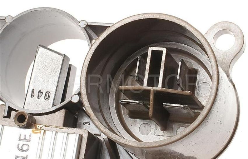 Standard Ignition VR-546 Voltage Regulator