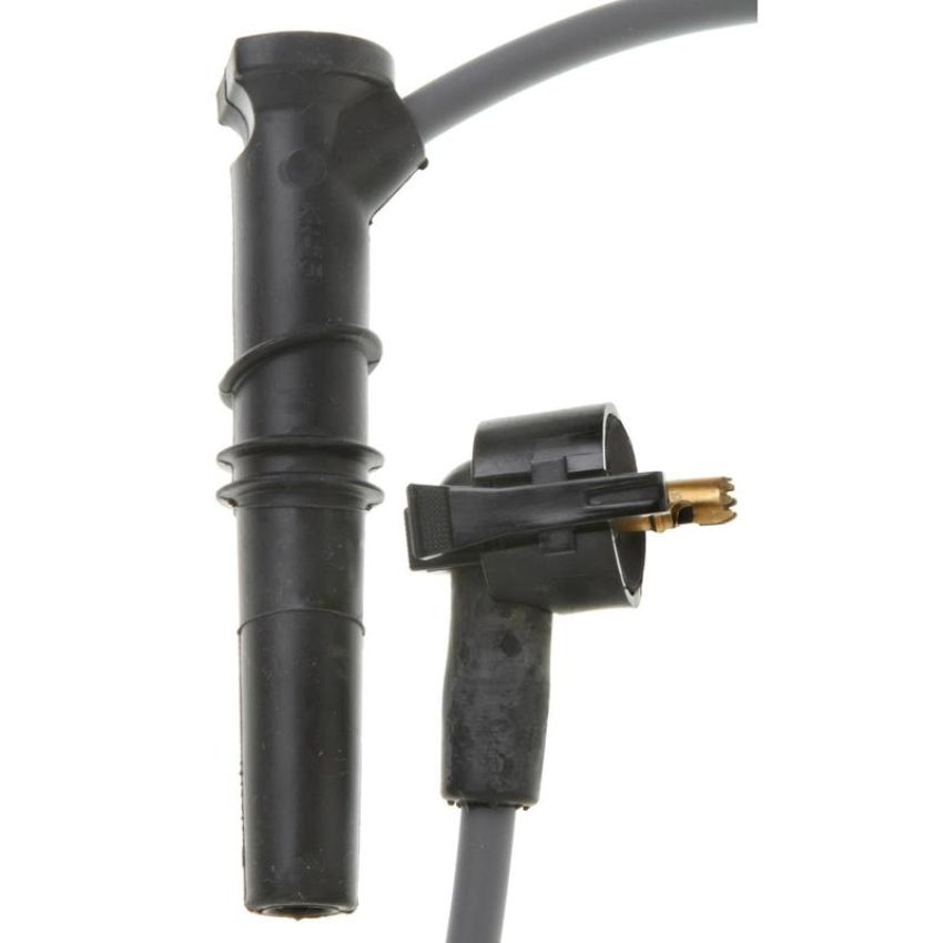 Standard Motor Products 6915 Domestic Car Wire Set