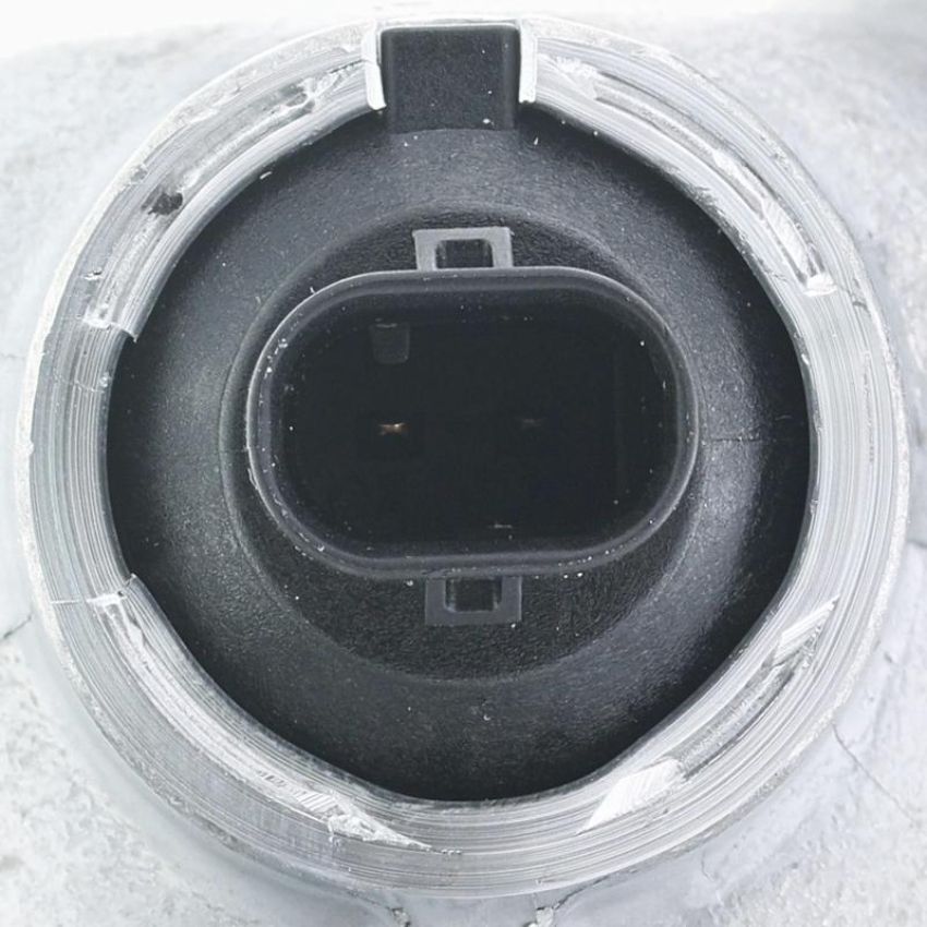 MotoRad 668-212 Integrated Housing Thermostat- 212 Degrees w/ Gasket