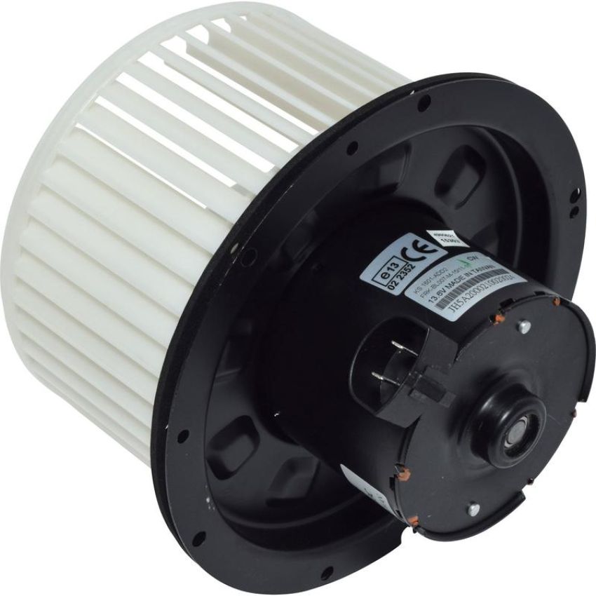 Universal Air Conditioning BM 00113C HVAC Blower Motor -- Blower Motor W/ Wheel