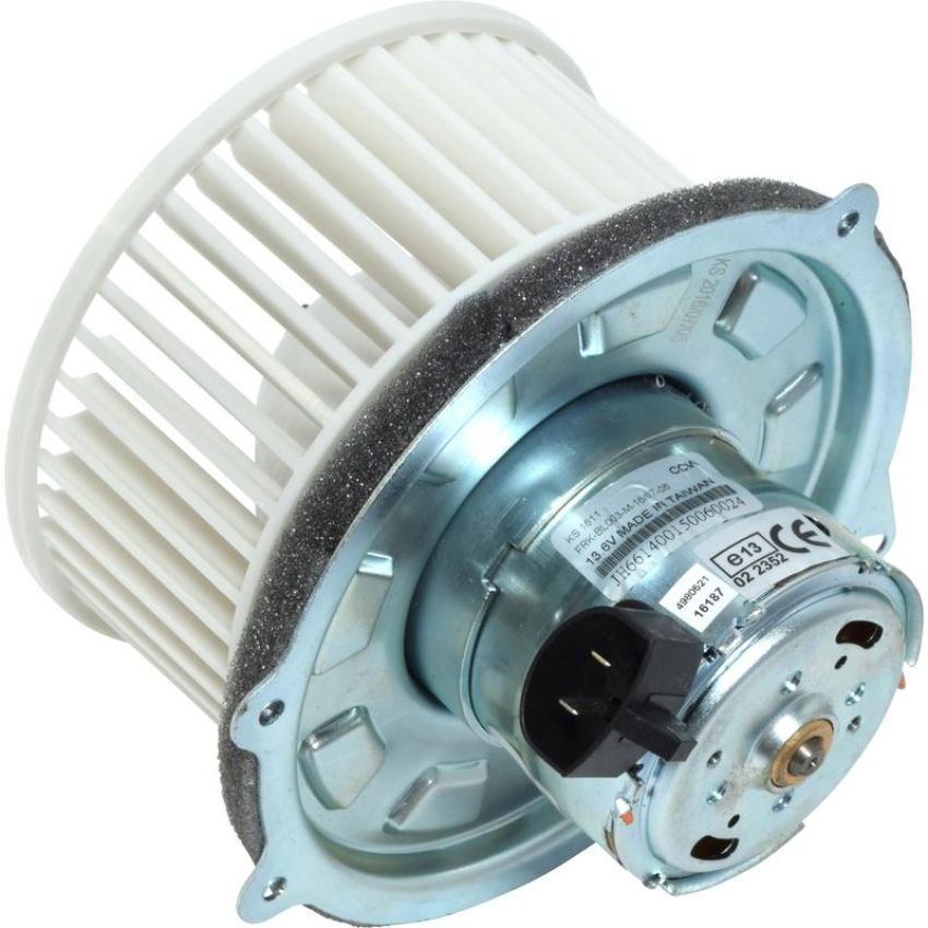 Universal Air Conditioning BM 00138C HVAC Blower Motor -- Blower Motor W/ Wheel