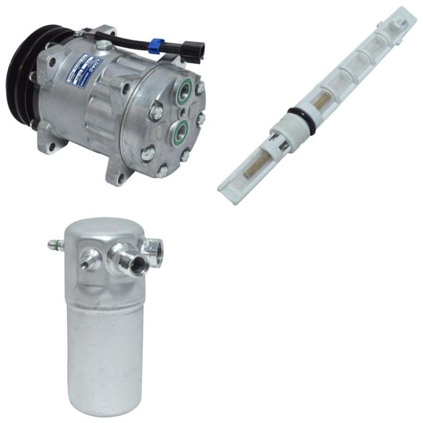 Universal Air Conditioning CK 4638 A/C Accumulator