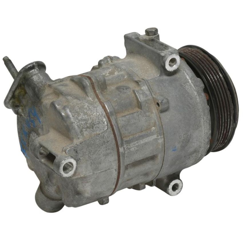 Universal Air Conditioning CO 11800C A/C Compressor -- 7SEU17C Compressor Assembly