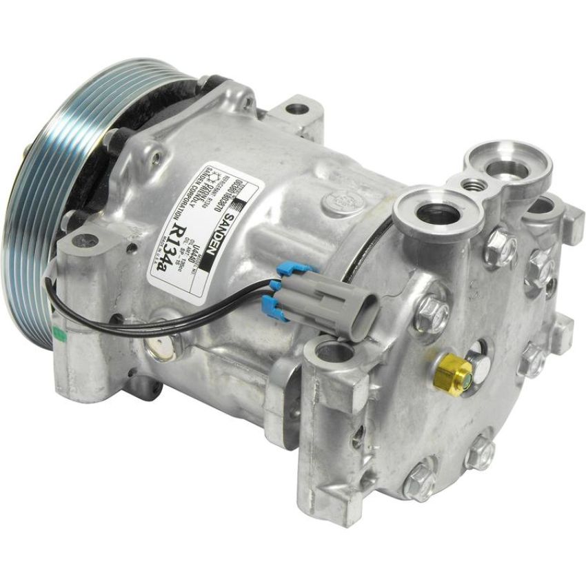 Universal Air Conditioning CO 4440 A/C Compressor -- Sanden SD7H15 Compressor Assembly