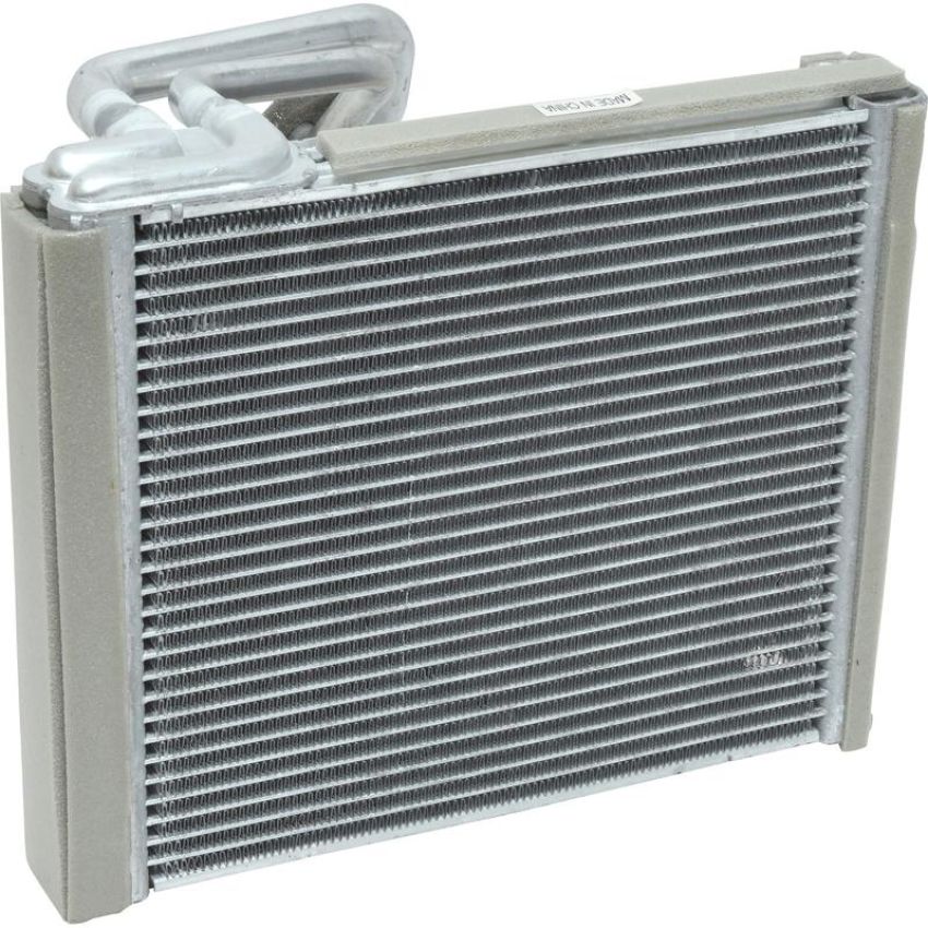Universal Air Conditioning EV 940033PFC A/C Evaporator Core -- Evaporator Parallel Flow