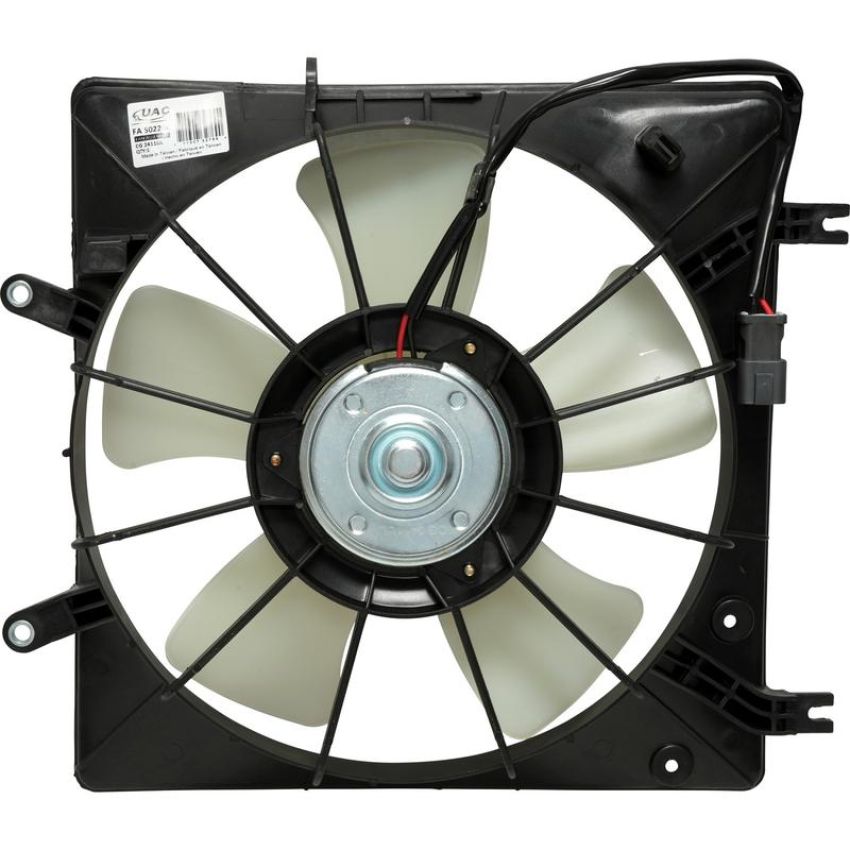 Universal Air Conditioning FA 50226C Engine Cooling Fan Assembly -- Radiator Fan