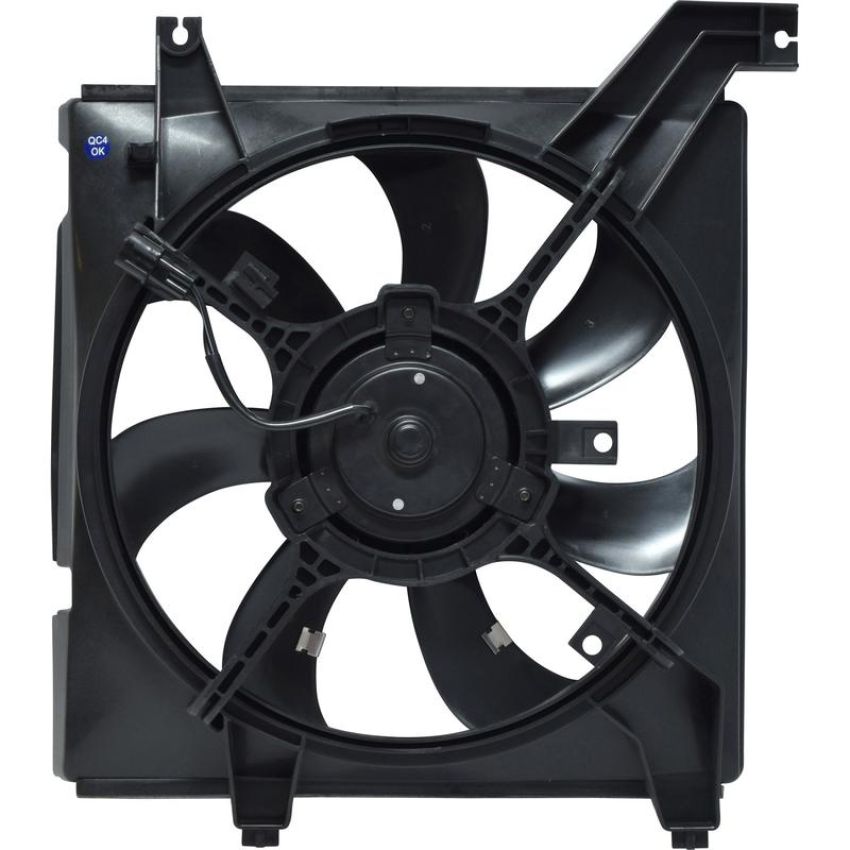 Universal Air Conditioning FA 50400C Engine Cooling Fan Assembly -- Radiator Fan