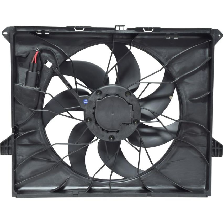 Universal Air Conditioning FA 50450C Engine Cooling Fan Assembly -- Radiator Fan