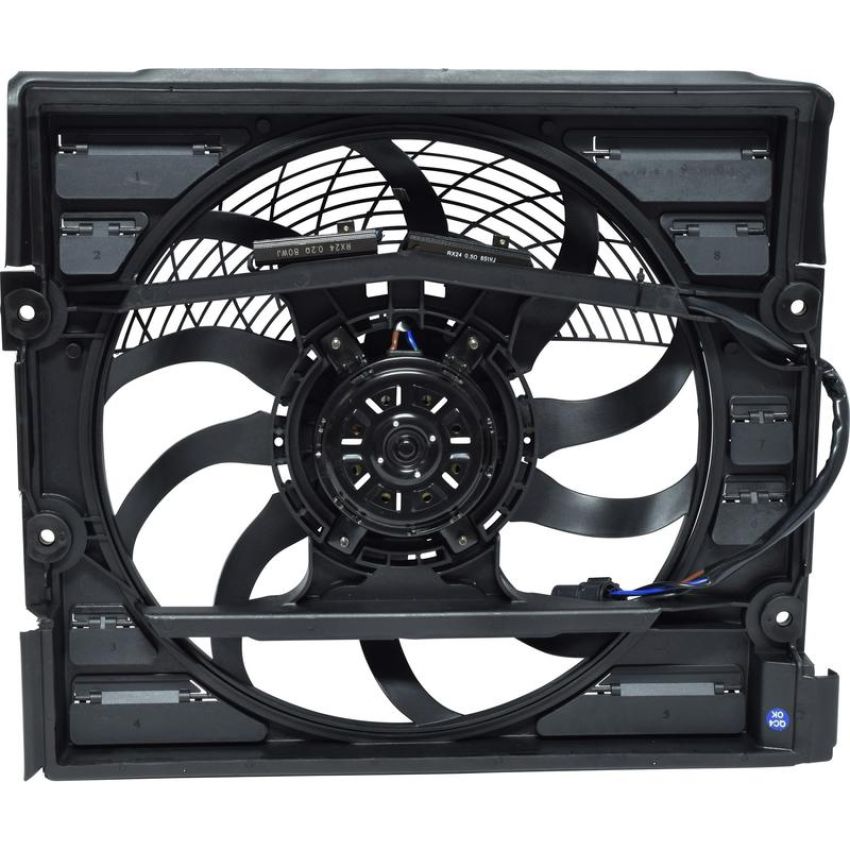 Universal Air Conditioning FA 50453C Engine Cooling Fan Assembly -- Radiator Fan