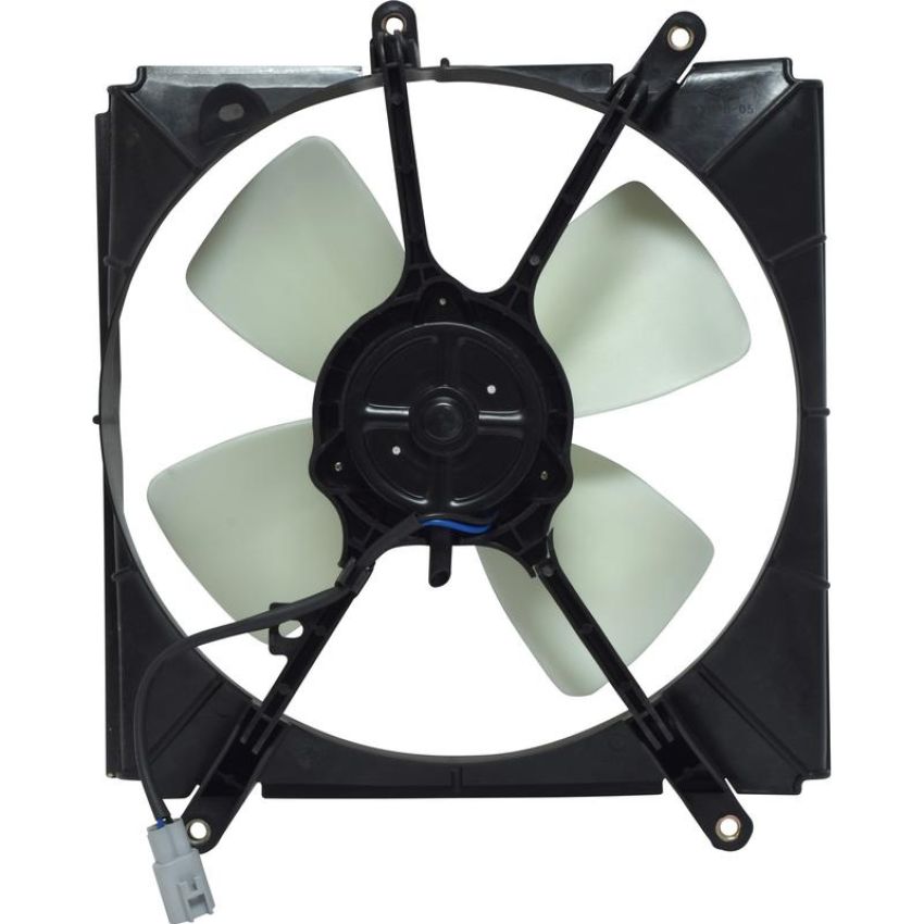 Universal Air Conditioning FA 70121C Engine Cooling Fan Assembly -- Radiator Fan