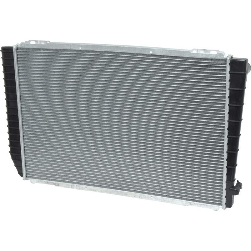 Universal Air Conditioning RA 1279C Radiator -- Crossflow Radiator