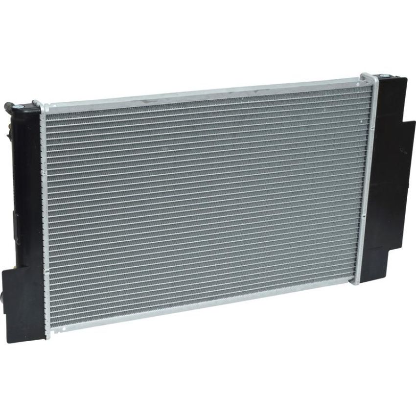 Universal Air Conditioning RA 13001C Radiator -- Crossflow Radiator