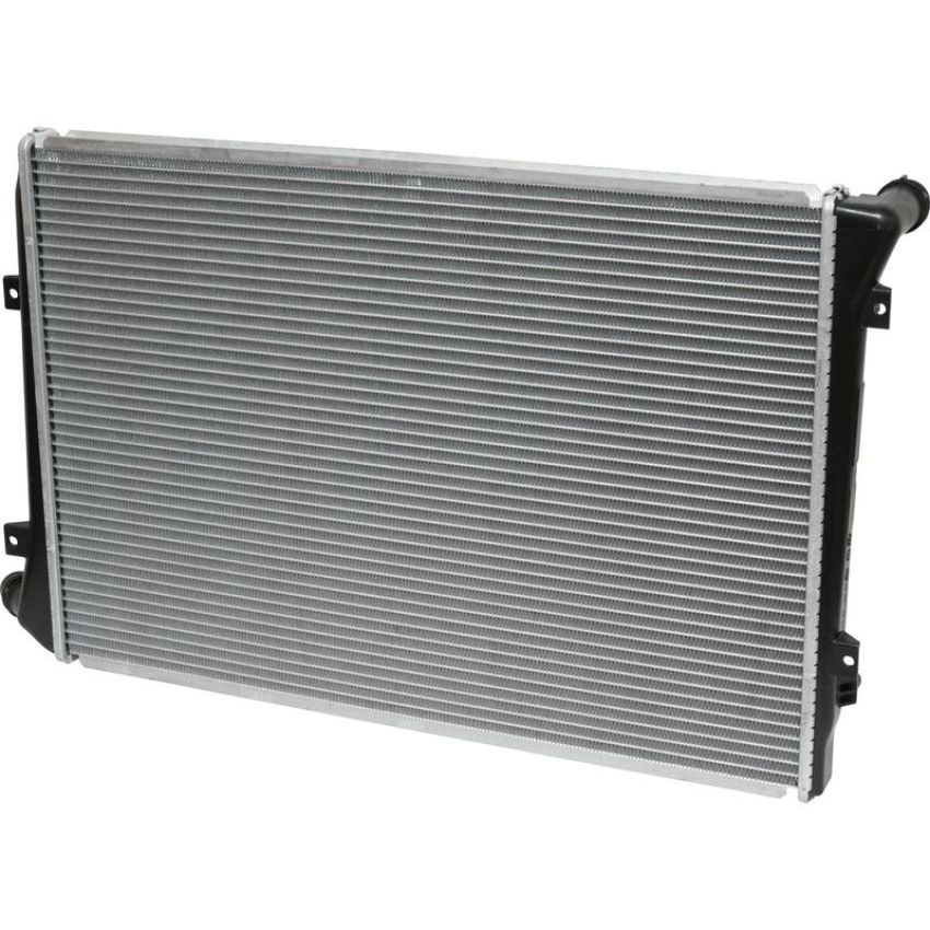 Universal Air Conditioning RA 13030C Radiator -- Crossflow Radiator