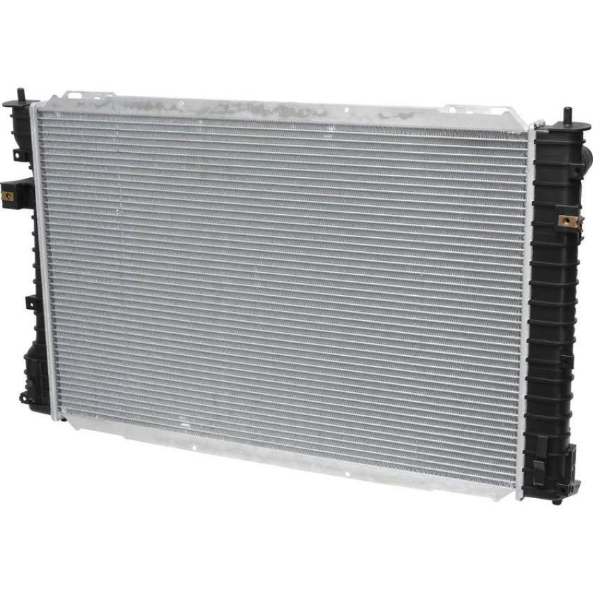Universal Air Conditioning RA 13040C Radiator -- Crossflow Radiator