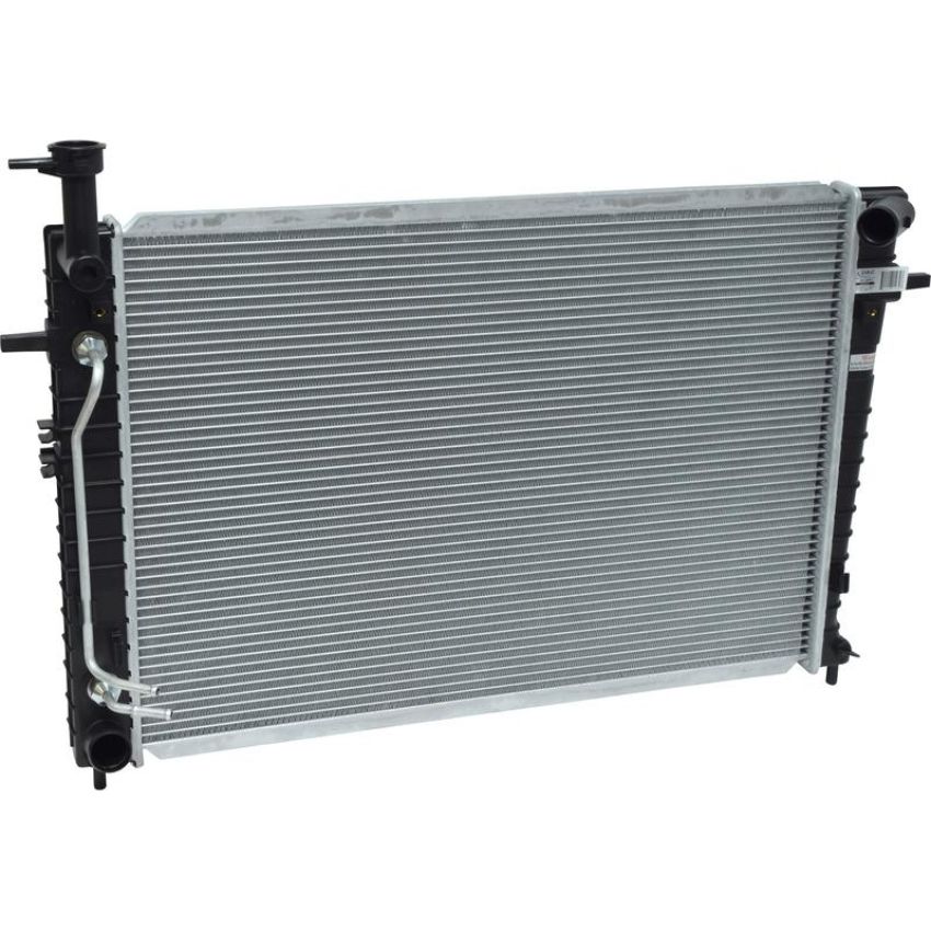 Universal Air Conditioning RA 13077C Radiator -- Crossflow Radiator