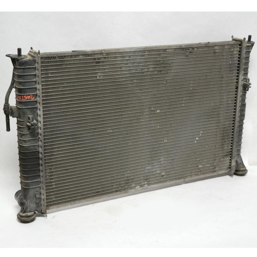 Universal Air Conditioning RA 13088C Radiator -- Crossflow Radiator