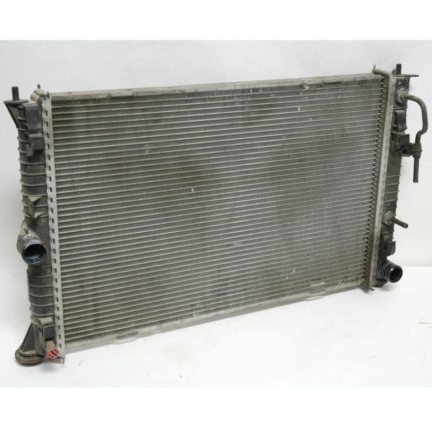 Universal Air Conditioning RA 13088C Radiator -- Crossflow Radiator