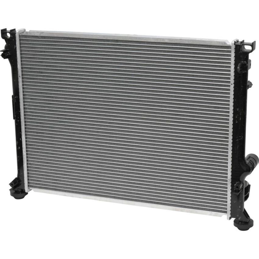 Universal Air Conditioning RA 13157C Radiator -- Crossflow Radiator