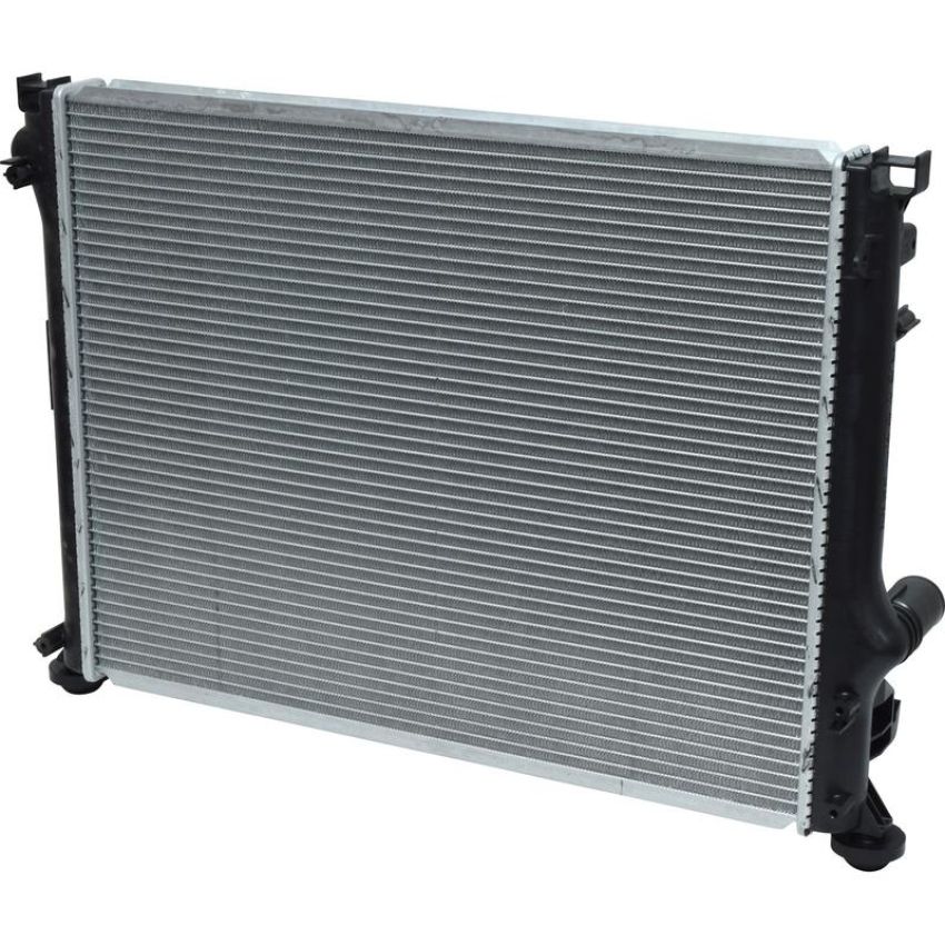 Universal Air Conditioning RA 13158C Radiator -- Crossflow Radiator