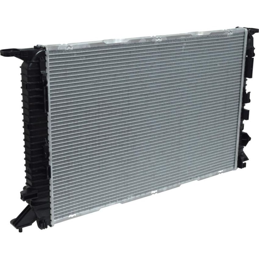Universal Air Conditioning RA 13188C Radiator -- Crossflow Radiator