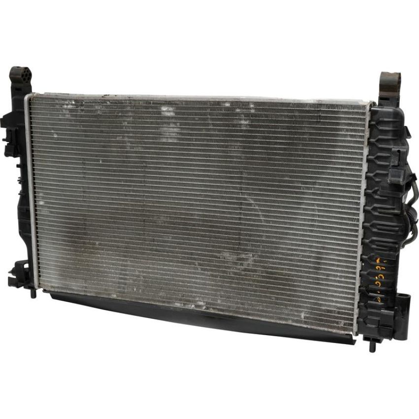 Universal Air Conditioning RA 13325C Radiator -- Crossflow Radiator