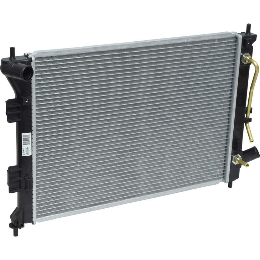 Universal Air Conditioning RA 13333C Radiator -- Crossflow Radiator